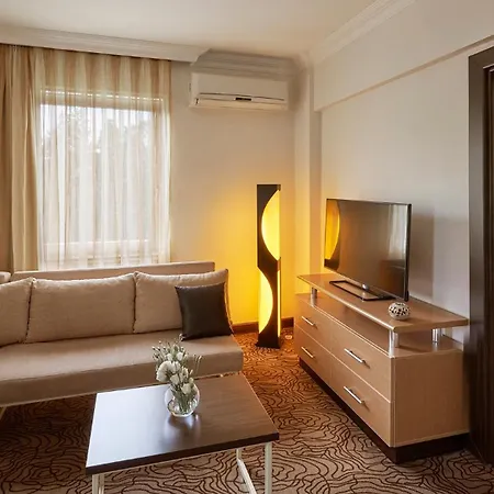 מלון Richmond Thermal פמוקלה