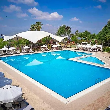 מלון Richmond Thermal 5*