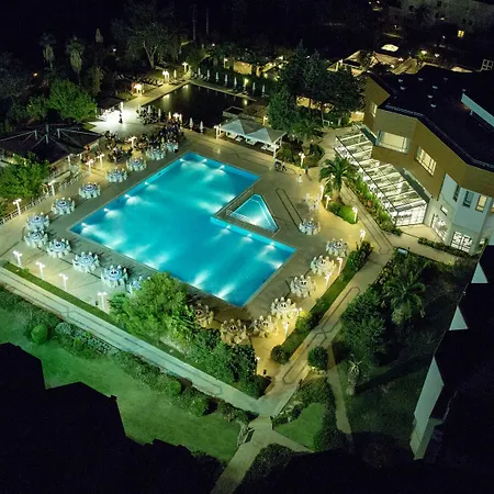 מלון Richmond Thermal 5*